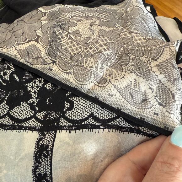 VALENTINO | Silk Double Layer Pink and Black Lace Print Muffler Scarf 26 x 71.5" - Picture 10 of 10